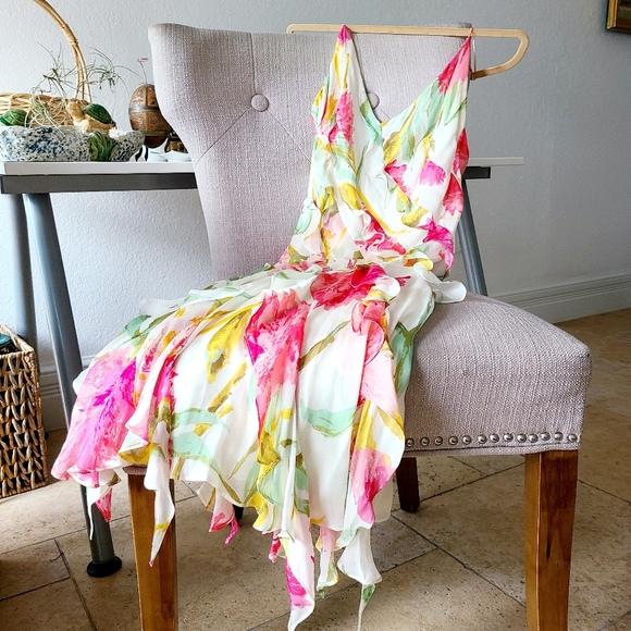 Carmen Marc Valvo Signature Pink Floral Silk Dress